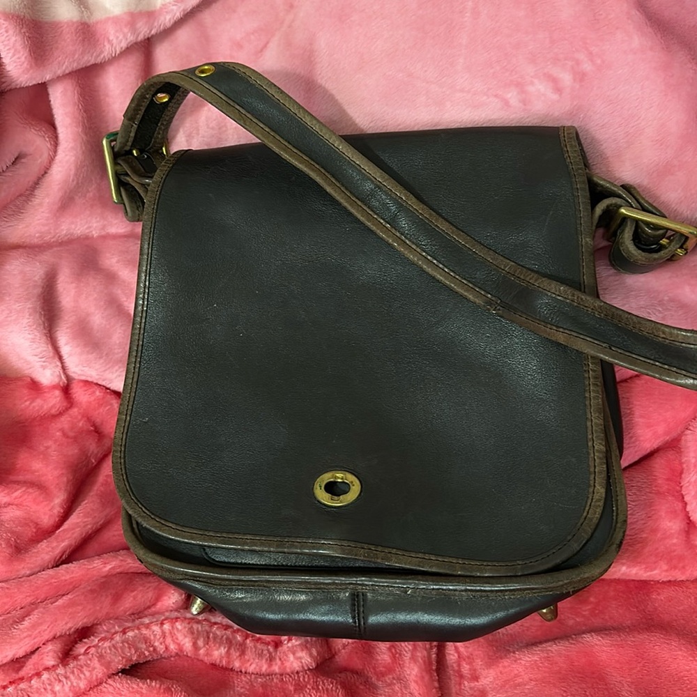 Beautiful and Rare Two Tone Vintage Coach Stewardess Bag